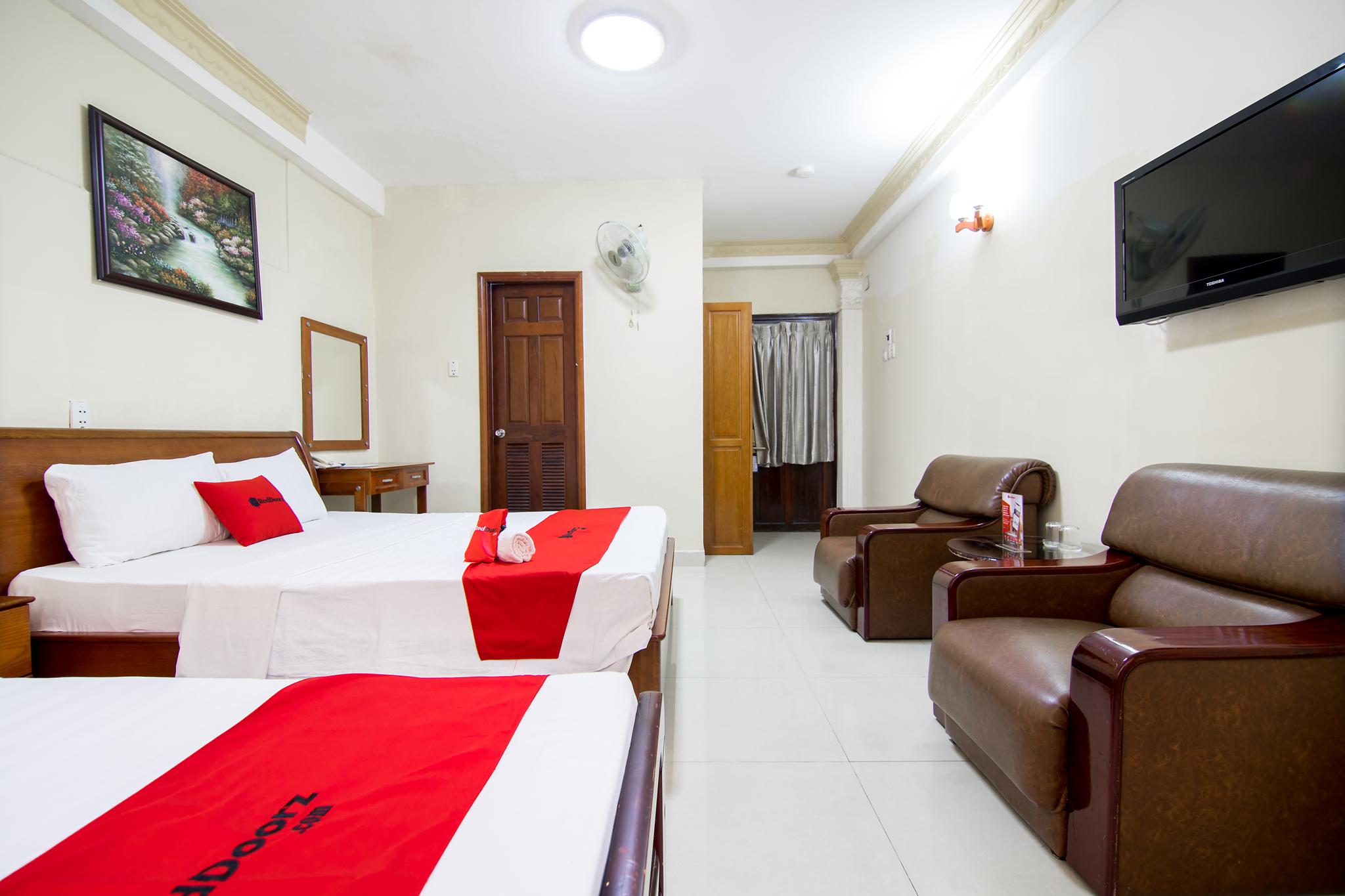 Reddoorz Plus @ Pham Ngu Lao 2 Hô Chi Minh-Ville Extérieur photo