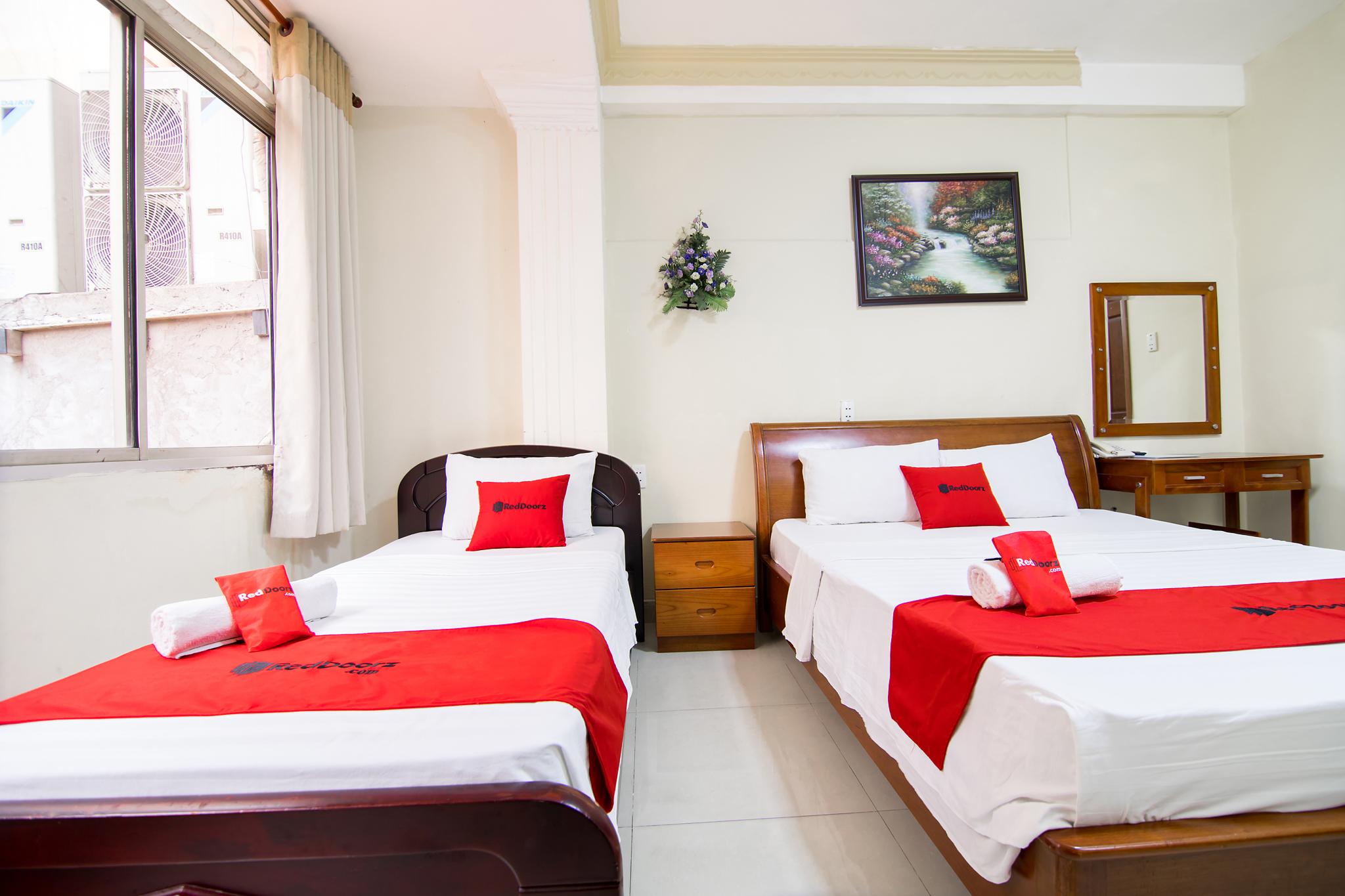Reddoorz Plus @ Pham Ngu Lao 2 Hô Chi Minh-Ville Extérieur photo