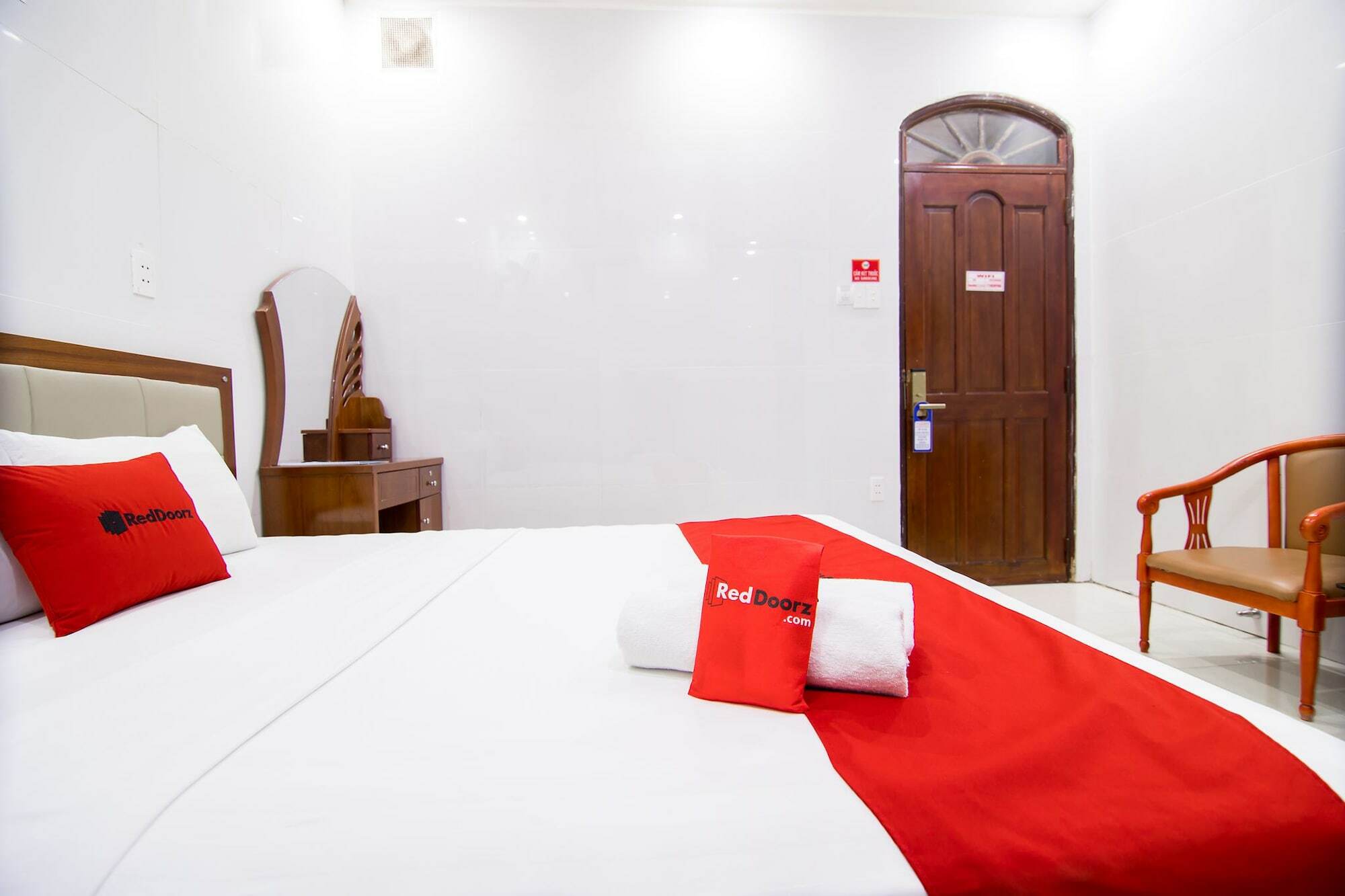 Reddoorz Plus @ Pham Ngu Lao 2 Hô Chi Minh-Ville Extérieur photo